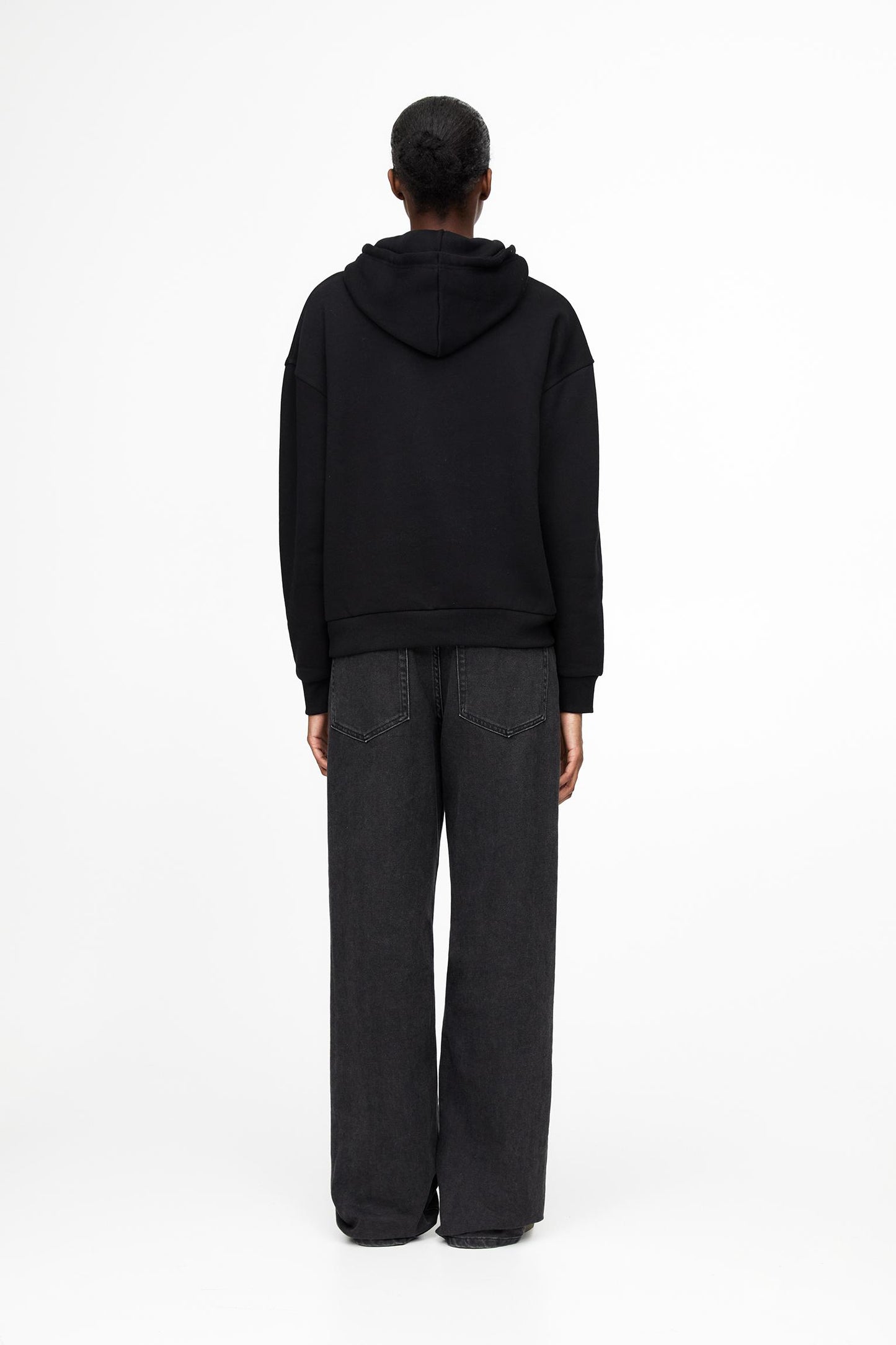 Hoodie Noir Basic & Chaud